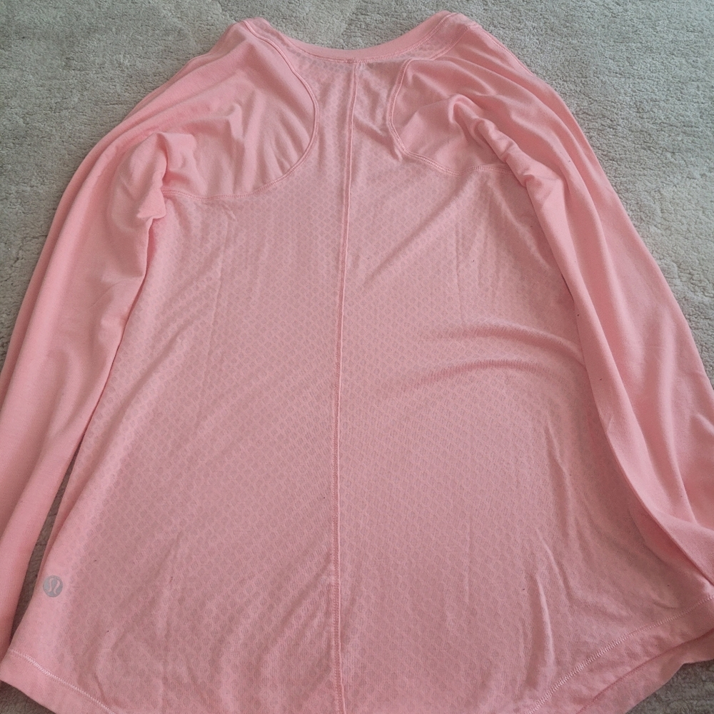 Lululemon - Picture 2 of 8